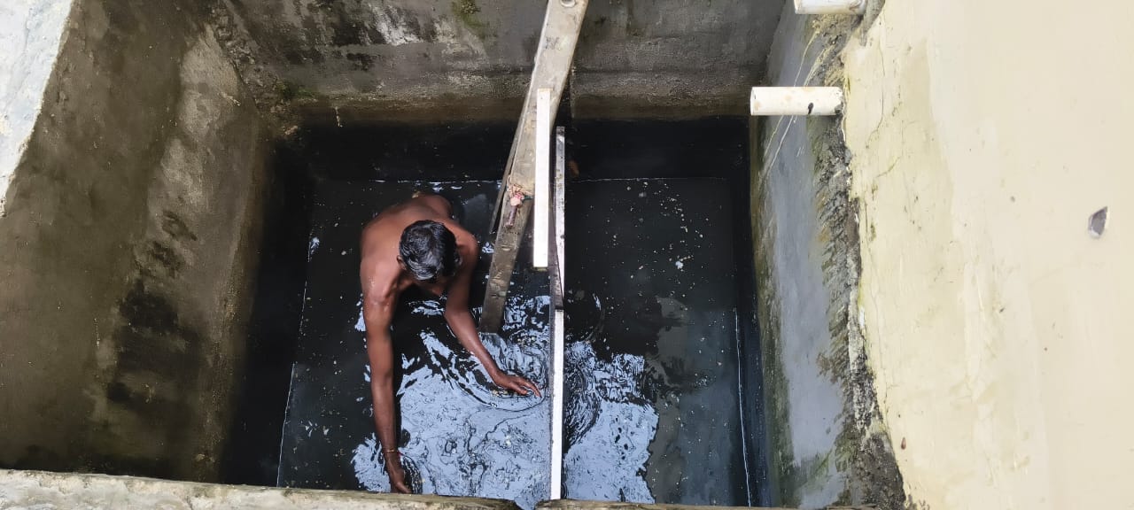 Manhole Cleaning Services